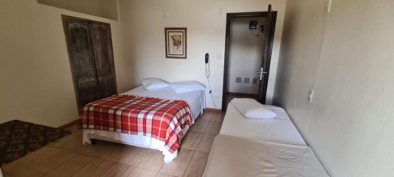 Hotel Pousada Icarai Pocos de Caldas Bagian luar foto